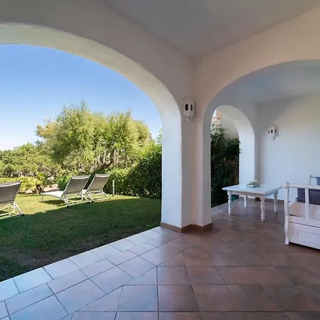 Garden Bay Apartment *