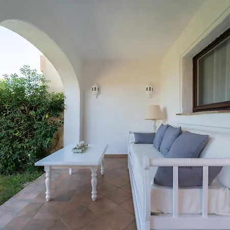 Garden Bay - Oasi Deluxe Con Vista Mare E Piscina Appartamento Liscia di Vacca